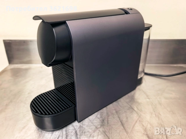 Кафемашина с капсули Nespresso - Нова, снимка 4 - Кафемашини - 53427199