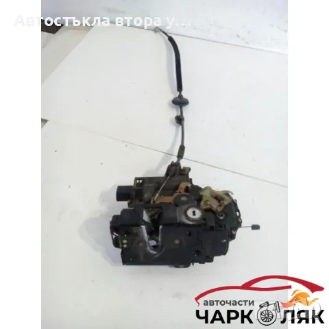 Брава врата задна дясна Фолксваген Пасат Б5, снимка 3 - Части - 48235396