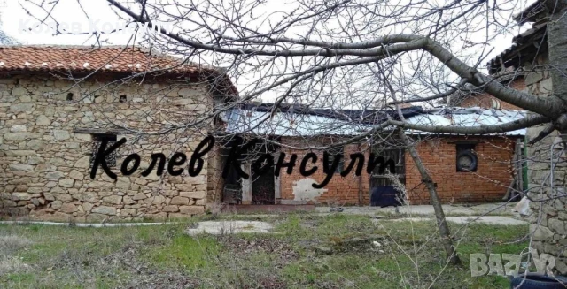 Продавам двуетажна къща в село Изворово , снимка 18 - Къщи - 50814147