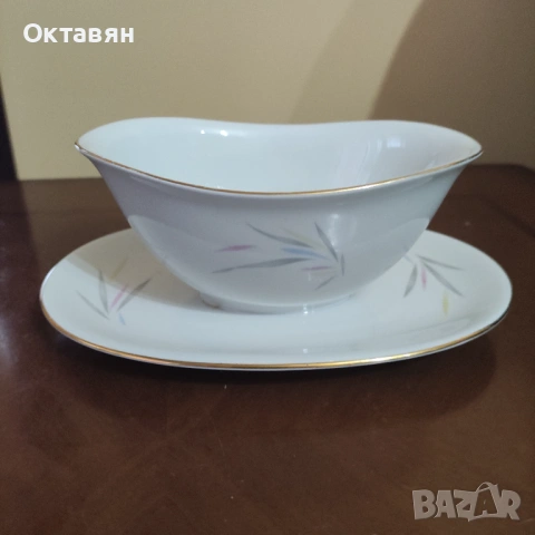 Порцеланова сосиера, снимка 4 - Сервизи - 53266241