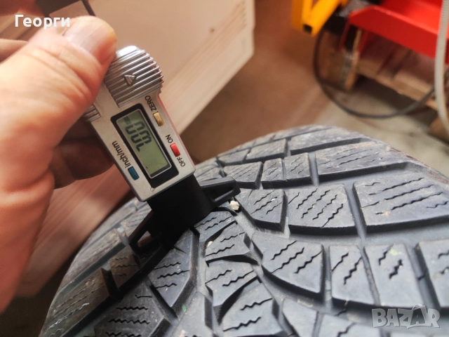 2бр. зимни гуми 225/50/17 Kumho, снимка 2 - Гуми и джанти - 52742501