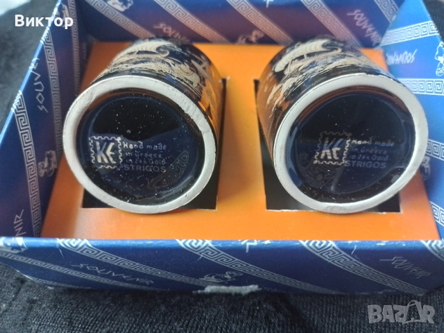 Продавам комплект декоративни мини чашки – гръцки сувенир с 24-каратово златно покритие, снимка 2 - Декорация за дома - 52570025