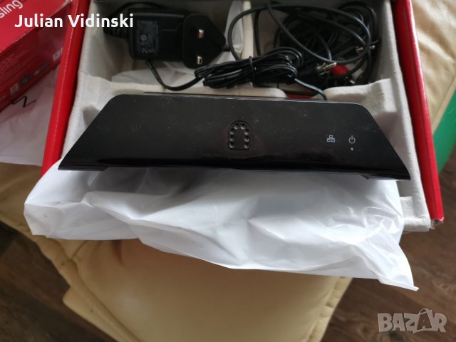 Slingbox Solo Sb260-110 телевизия през мрежата, снимка 2 - Плейъри, домашно кино, прожектори - 32664303