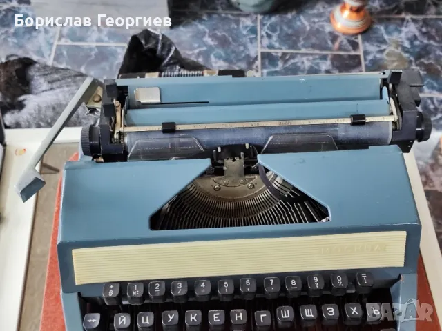 Пишеща машина Москва , снимка 3 - Антикварни и старинни предмети - 49526742