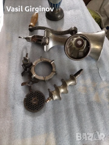 Машинка за мелене на месо, зеленчуци, пюрета, вечна, антика, снимка 2 - Антикварни и старинни предмети - 51296402