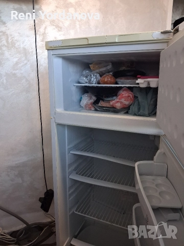 хладилник Indesit , снимка 7 - Хладилници - 52796810