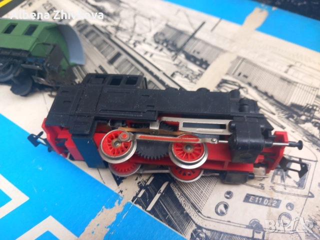 PIKO DZUNIOR с релси стрелка и захранваща, снимка 6 - Влакчета, самолети, хеликоптери - 52050764