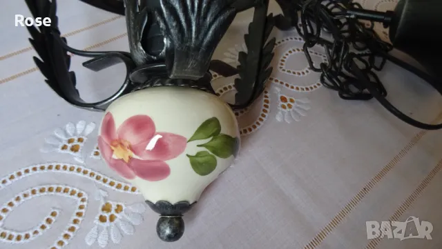 Полилеи, декорация в стил Рустик, метал и порцеланова част., снимка 14 - Полилеи - 48311461