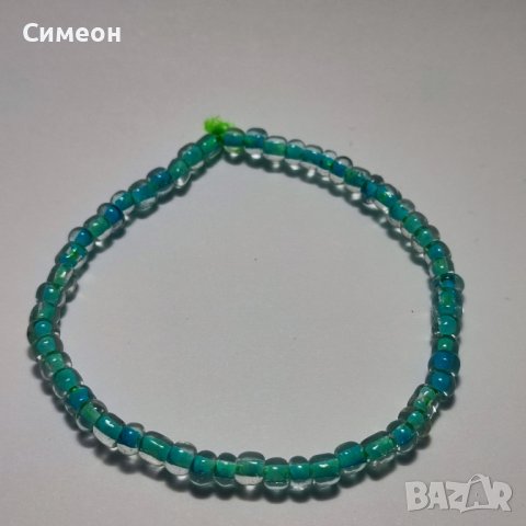 Колиета и гривни от камъчета и мъниста , снимка 3 - Бижутерийни комплекти - 43887226