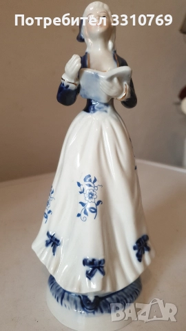 Красиви порцеланови статуетки на дами. , снимка 9 - Статуетки - 52821083