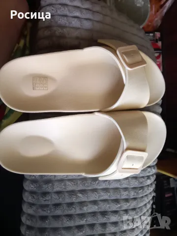 Дамски чехли в бежово номер 39 размер на стелката 24.5 см нови., снимка 2 - Чехли - 47640601