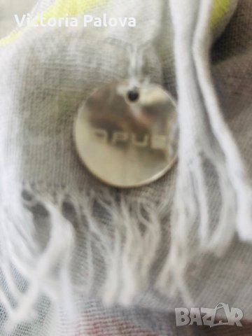 Красив модерен шал OPUS 192см на 75см, снимка 2 - Шалове - 27230423