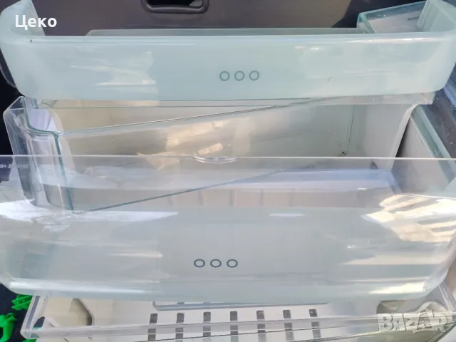 Хладилни Чекмеджета и рафтове
Electrolux по избор, снимка 5 - Хладилници - 50084364