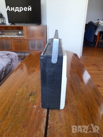 Старо радио,радиоприемник Горизонт,Океан 222, снимка 2 - Антикварни и старинни предмети - 51838588