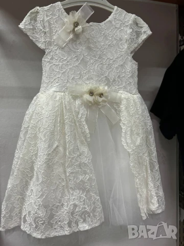 детска бяла рокля 