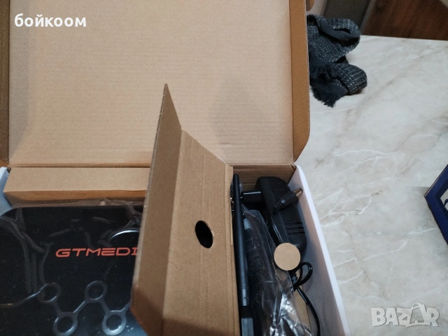 Сателитен приемник Gtmedia combo T2 , S2x, снимка 3 - Приемници и антени - 53401624