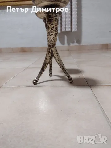 Свещник месинг трипод., снимка 3 - Антикварни и старинни предмети - 47984588