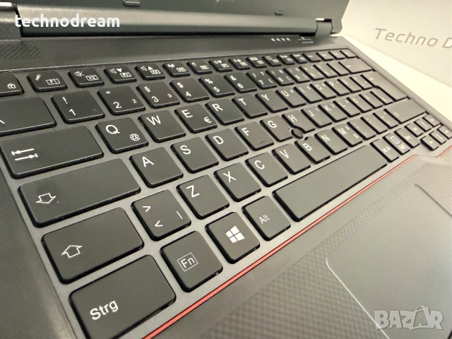 Fujitsu LifeBook E449 - 14" (1920x1080 ) FULL HD / Intel Core i3-8100U / 8GB RAM DDR4 / 256GB SSD / , снимка 3 - Лаптопи за работа - 53525274