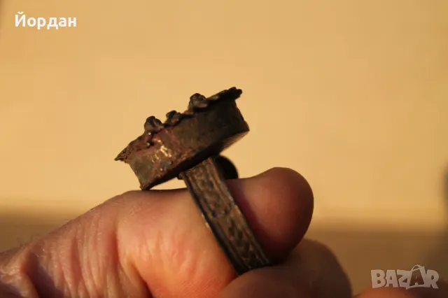 Бронзов възрожденски пръстен, снимка 5 - Антикварни и старинни предмети - 48157531