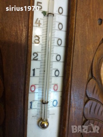 Стар дърворезбован барометър с термометър , снимка 2 - Стенни часовници - 33605033