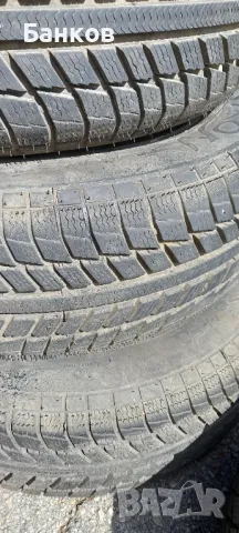зимни гуми с джанти 195/65/15 мерцедес, снимка 4 - Гуми и джанти - 47969289