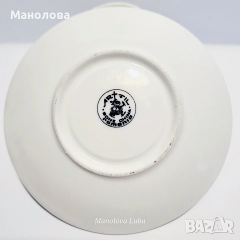 Колекционерска порцеланова чаша с чинийка, снимка 8 - Други ценни предмети - 53128082