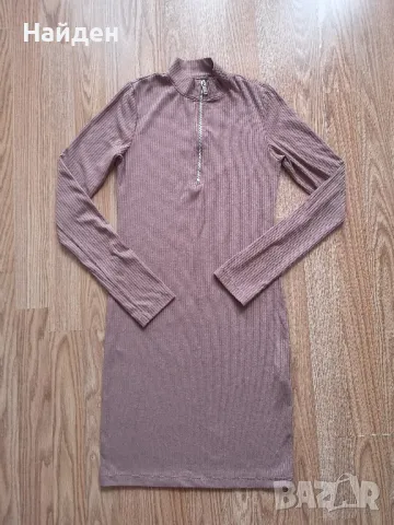 Прилепнала рокля по тялото