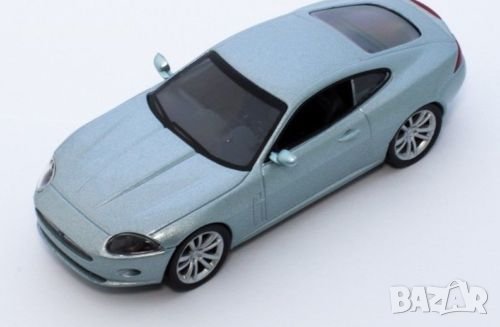 Jaguar XK Coupe 2005 - мащаб 1:43 на ДеАгостини модела е нов в блистер, снимка 4 - Колекции - 44025919