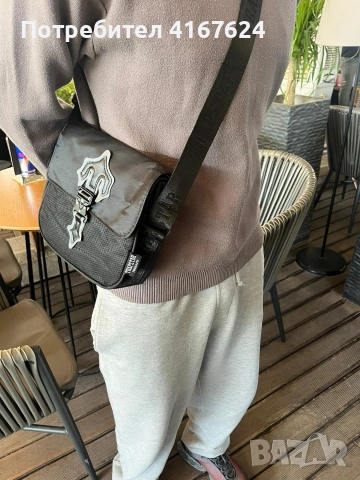 Trapstar чанта , снимка 3 - Чанти - 53160971