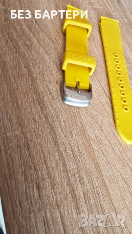 Seiko гумени каишки 18мм жълти, снимка 2 - Каишки за часовници - 51465246