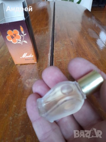 Стар парфюм Maiko, снимка 4 - Други ценни предмети - 35295429