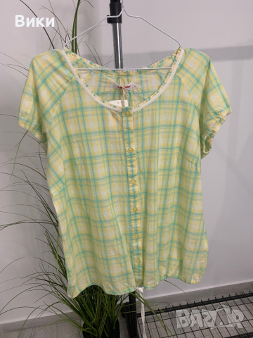 Дамска риза в размер L-XL, снимка 2 - Ризи - 44867258