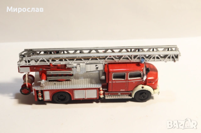 1/72 MERCEDES BENZ ПОЖАРНА КАМИОН МОДЕЛ, снимка 5 - Колекции - 53214544