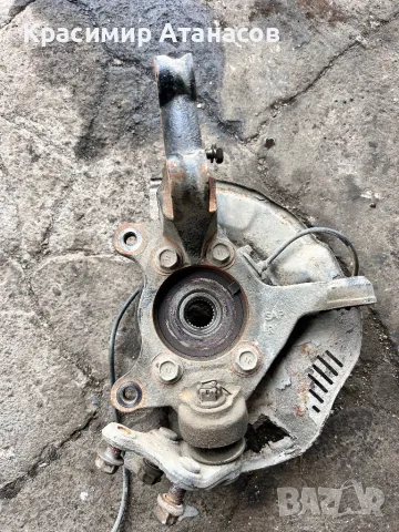 Шенкел главина предна десен за Тойота Аурис. 1.6Vvti. 132кс. 2011г., снимка 3 - Части - 50419305