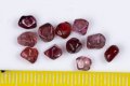 10 броя шпинел 6.85ct нетретиран полирани кристали силна флуоресценция