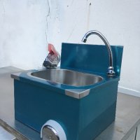 Конзолна безконтактна мивка, снимка 6 - Обзавеждане на кухня - 32484778