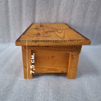 Стара! Ръчна изработка! Пирографирана Дървена Кутия за бижута от 70-те год. НРБ, снимка 10 - Колекции - 43834317