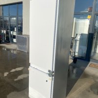 Чисто  нов хладилник за вграждане Bauknecht 193 см, снимка 7 - Хладилници - 43983246