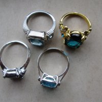 Нови 4 броя пръстени ,големи , снимка 3 - Пръстени - 28690476