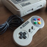 Супер Нинтендо (SNES) Super Nintendo Entertainment System комплект и Super Hockey, снимка 2 - Nintendo конзоли - 43492170