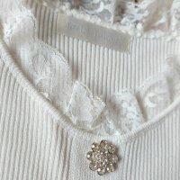 Красива блузка с дантелка S размер , снимка 4 - Блузи с дълъг ръкав и пуловери - 39104774