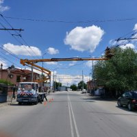 12.5m 18m. 20m. 25m. 26м. 30m.Автовишка  под наем за Пловдив и региона  Рязане на опасни дървета