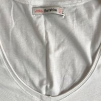 🌼 Бели Тениски Bershka 🌸 , размер  S  - > 2 бр за 13 лв, снимка 3 - Тениски - 28649452