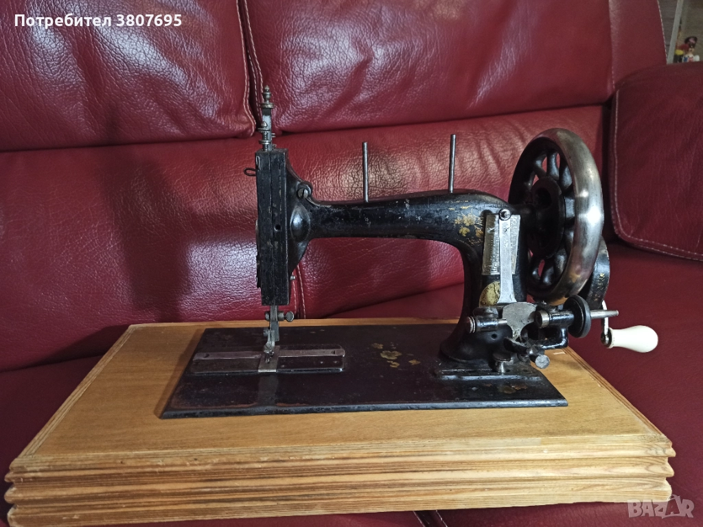 Антична шевна машина, снимка 1