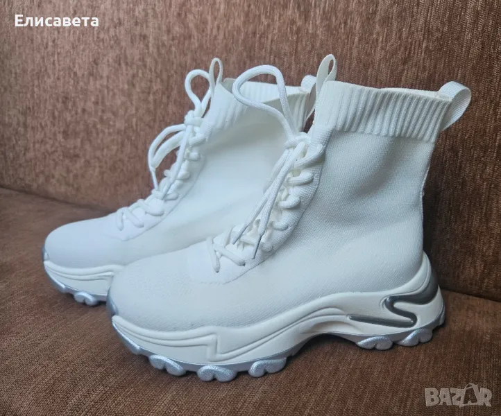 Дамски модерни кецове в бял , снимка 1