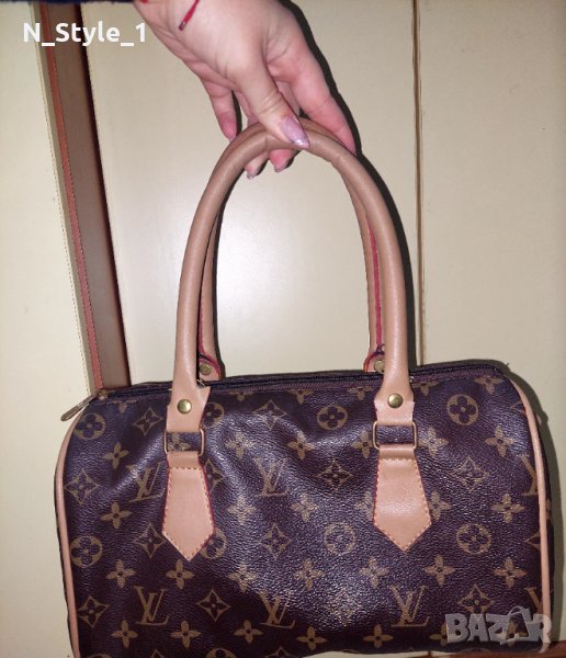 Дамска чанта Л.В, снимка 1