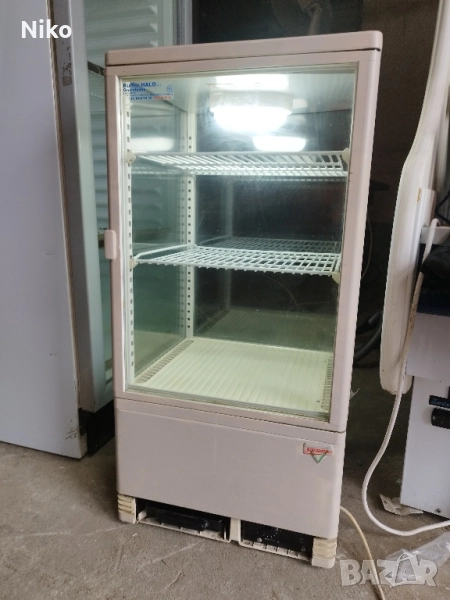 Хладилна витрина Neumäker /пасти,сандвичи ,салати, снимка 1