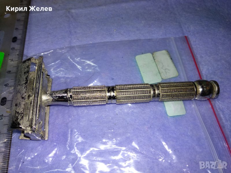 Стара РЕТРО КОЛЕКЦИОНЕРСКИ РЯДЪК МОДЕЛ САМОБРЪСНАЧКА ЖИЛЕТ с МАРКРОВКИ 12486, снимка 1