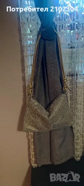 Златиста чантичка, снимка 1