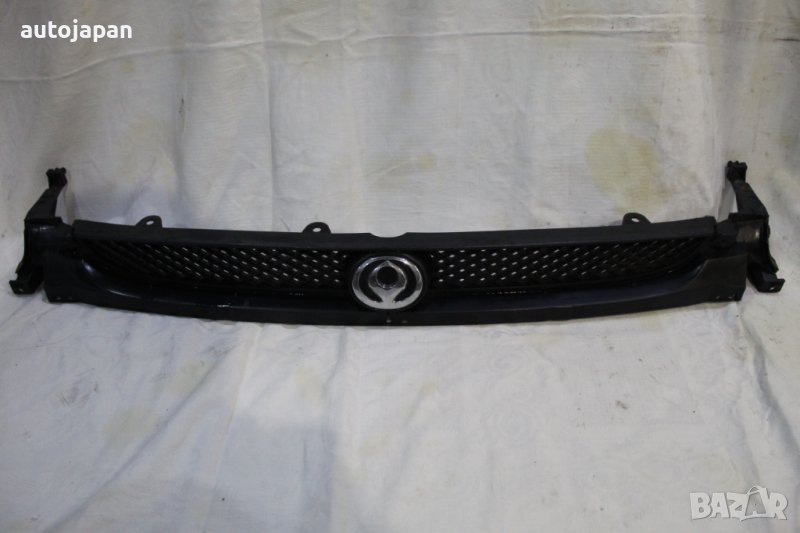 Предна решетка с емблема Мазда 323ц ба 96г Mazda 323c ba 1996, снимка 1